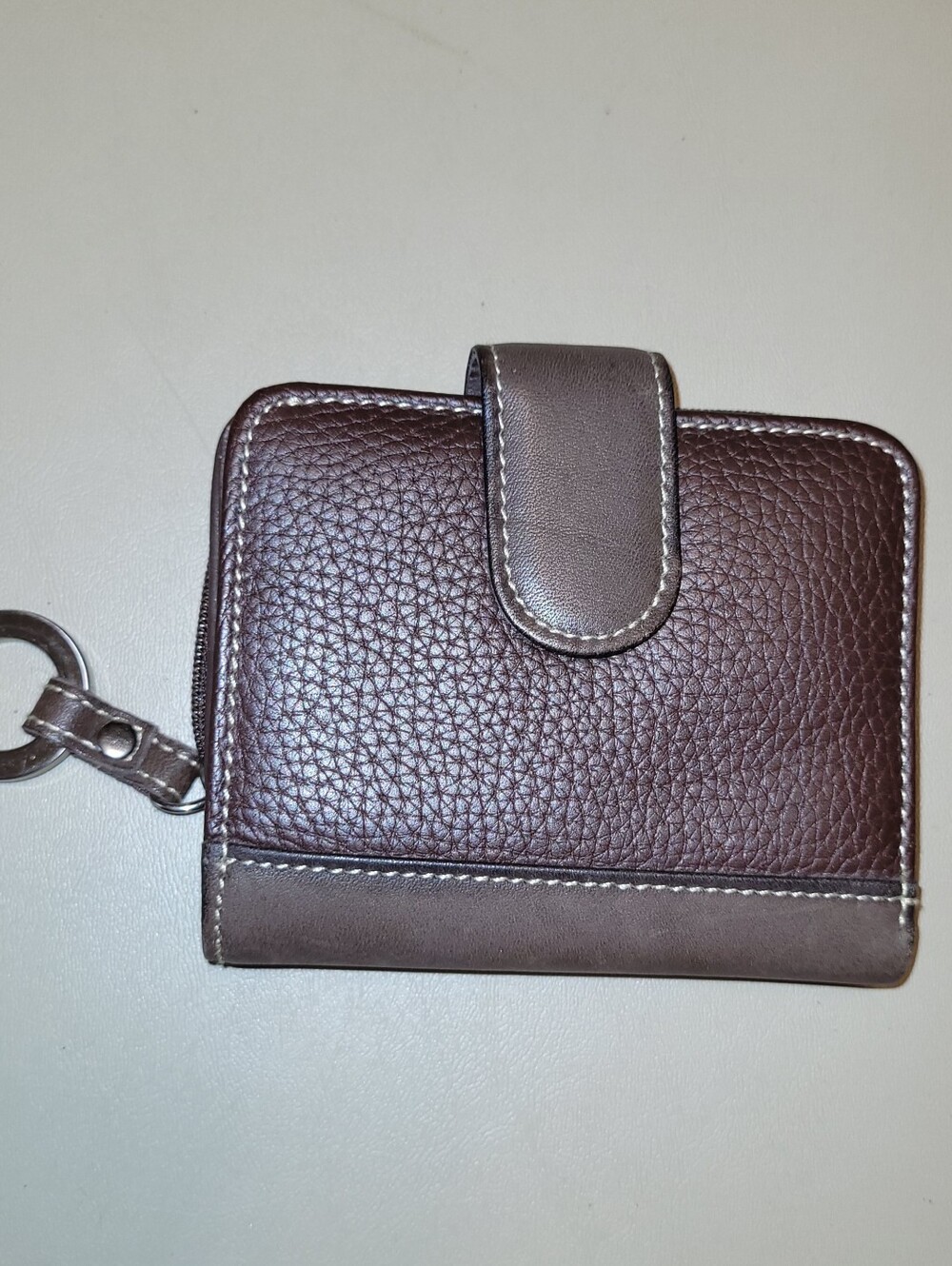 NWOT - Buxton Leather Brown Compact Wallet with Key Ring